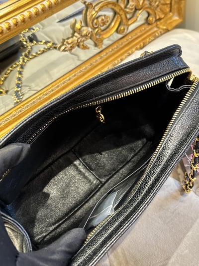 Chanel荔皮軍牌相機包6