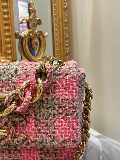 Chanel粉格毛呢19Bag2