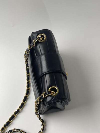 Chanel 橫紋掀蓋小方胖5