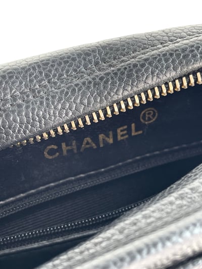 Chanel金球鑽石釦相機包11