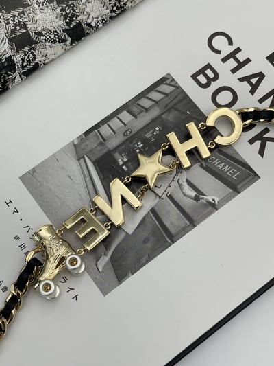 Chanel字樣溜冰鞋手鍊2