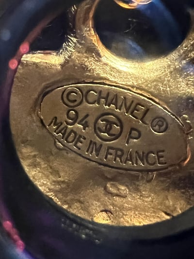 Chanel敲打金幣胸針3