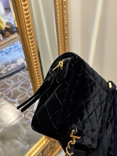 Chanel天鵝絨CF後背包7