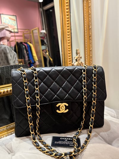 Chanel jumbo1