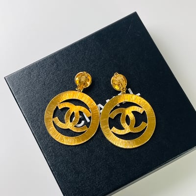 Chanel 秀款放射C耳夾2