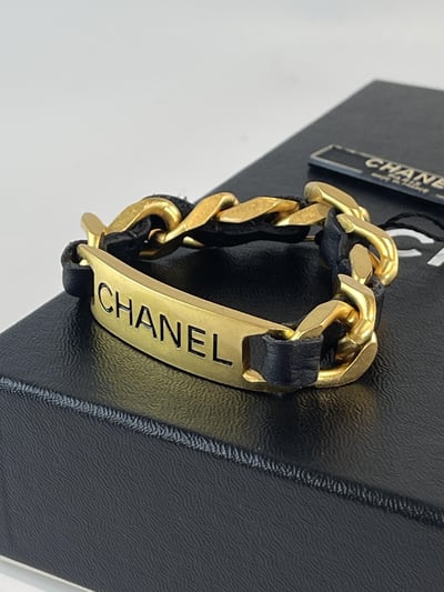 Chanel logo 字母皮穿手鍊1