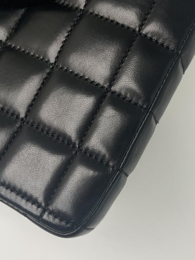 chanel冰格腋下掀蓋包10