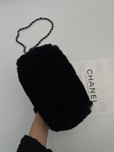 Chanel兔毛包5