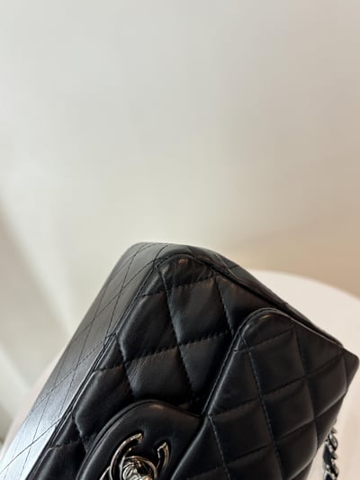 Ba1344 Chanel黑銀方胖14