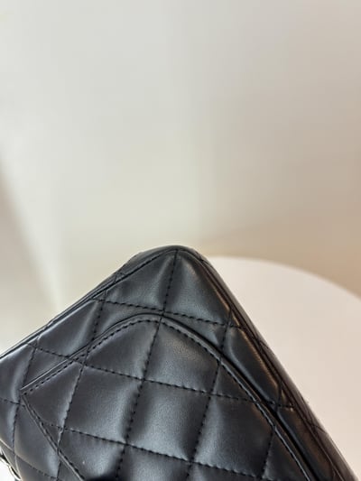 Ba1344 Chanel黑銀方胖17