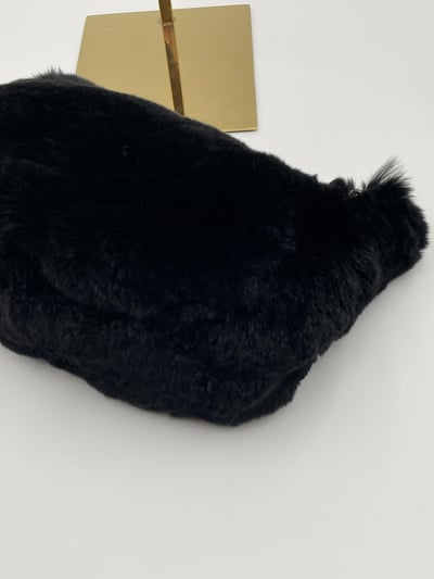 Ba1354chanel兔毛腋下包3