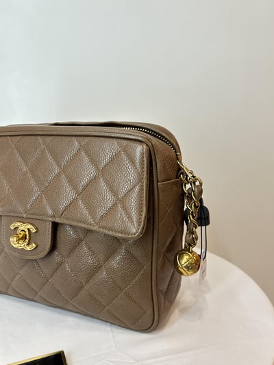 Ba1101 Chanel鑽石釦相機包5