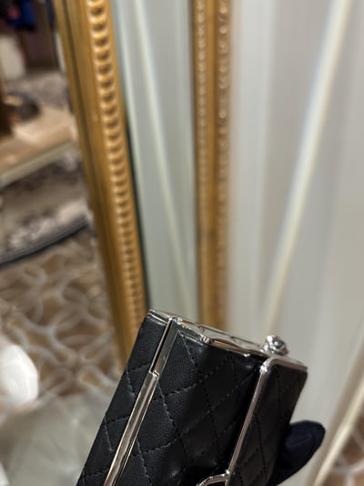 Chanel黑銀秀款晚宴包16