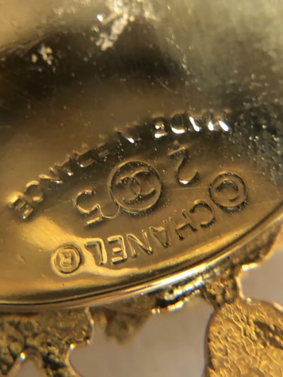 Chanel 蕾絲珍珠logo耳夾3