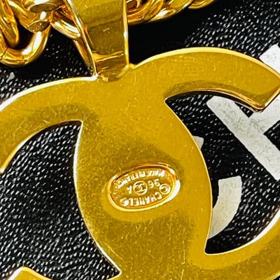 Chanel 雙書包釦短鏈3