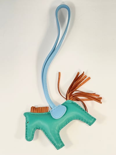 Hermès 綠色小馬吊飾3
