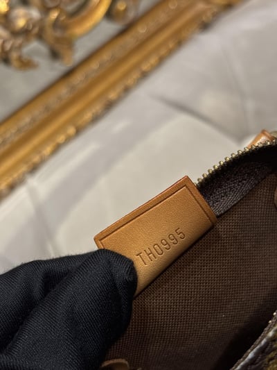 LV老花 mini speedy15