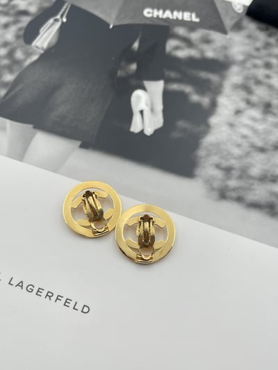 Chanel書包釦圓耳夾2