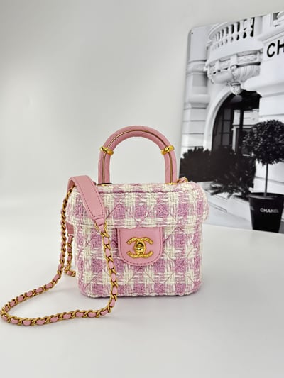 Chanel粉色粗毛呢盒子包1