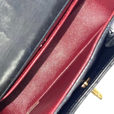 Chanel 雕花鍊元寶包14