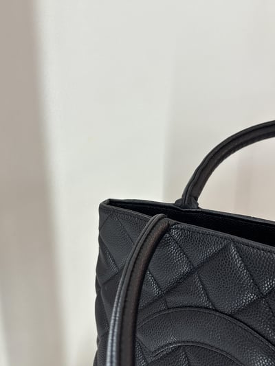 Ba1293 希爾頓銀幣包13