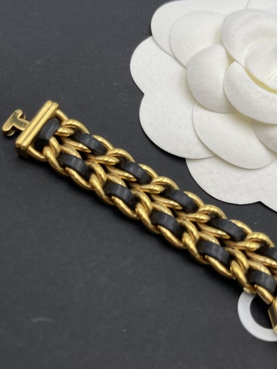 Chanel黑金首映錶M號8