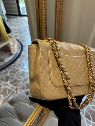 Chanel奶茶掀蓋包7