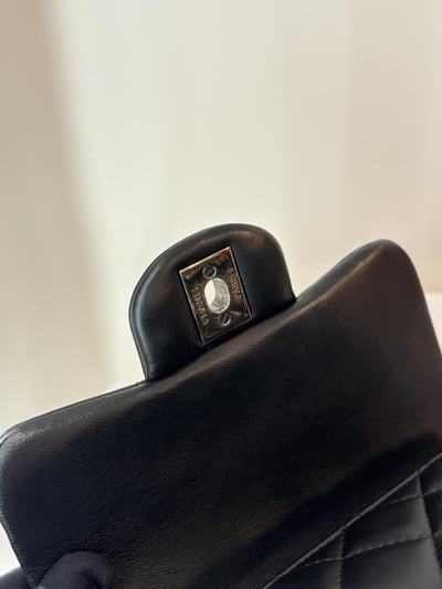 Ba1344 Chanel黑銀方胖9