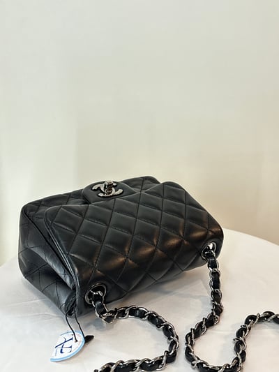 Ba1344 Chanel黑銀方胖11