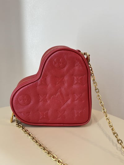 LV愛心鏈條包1