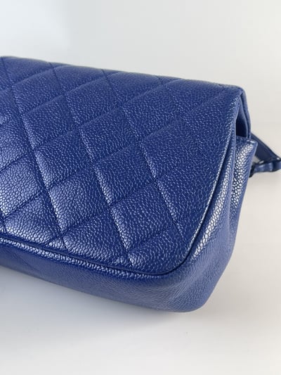 Chanel荔皮寶藍斜挎包8