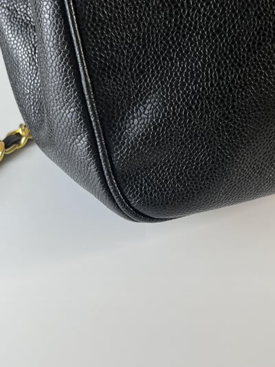 Chanel 小金球大logo後背包4