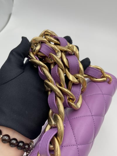 Chanel書包釦掀蓋短鍊包（紫）16