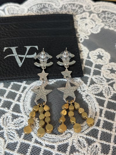 Chanel水鑽金銀垂墜耳針2