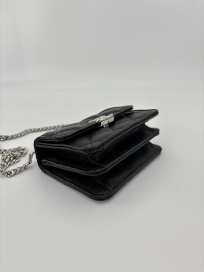 Chanel珐瑯手柄鏈條包11