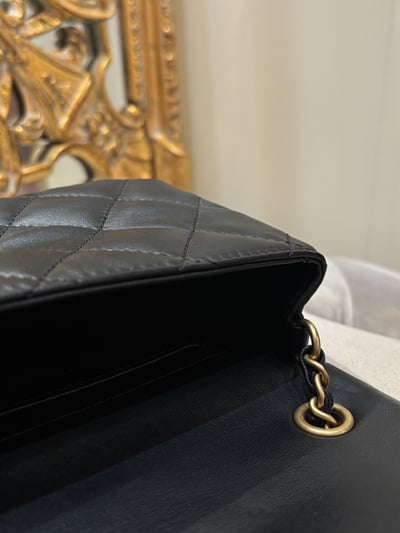 Chanel愛心鏈條包16