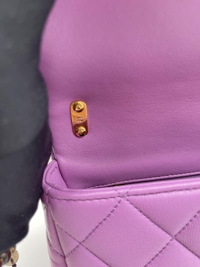 Chanel書包釦掀蓋短鍊包（紫）14