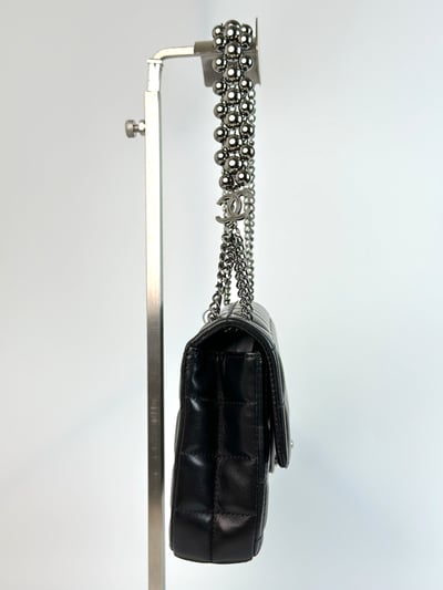 chanel冰格腋下掀蓋包3