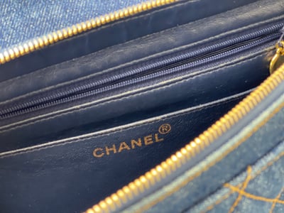 Chanel牛仔後背包12