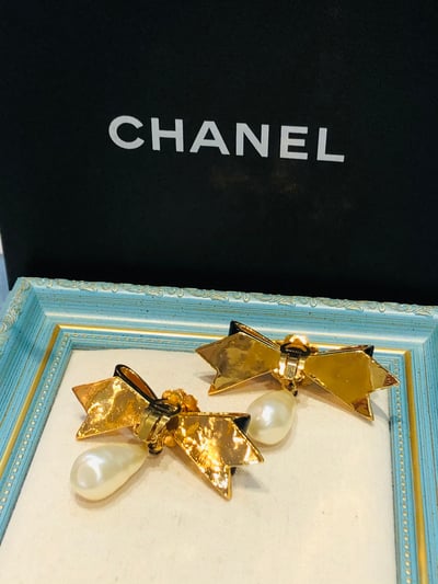 Chanel 蝴蝶結珍珠耳夾2