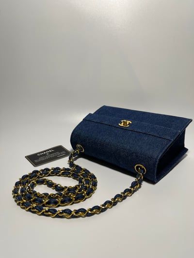 Chanel 牛仔梯形包13