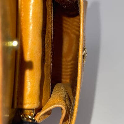 Chanel 荔皮手機袋9