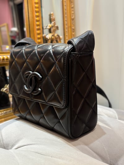 Chanel so black3