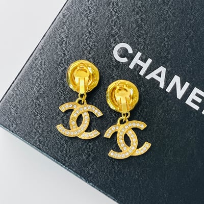 Chanel 萊茵石敲打垂墜耳夾2