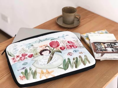 水彩跳上生活小物—我的拇指姑娘：筆電包｜Ariselin Design 水彩課｜3