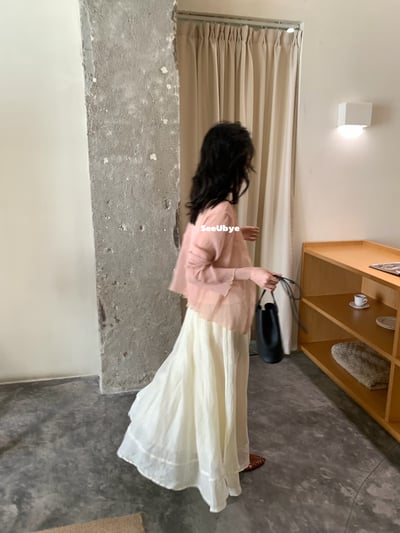 嫩粉防曬衫+吊帶（2件套）7