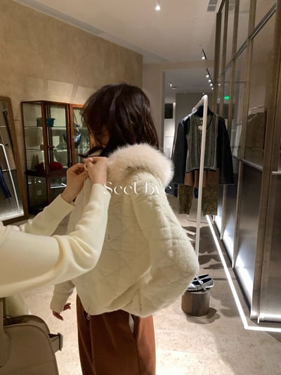 DI*r毛毛連帽毛衣外套8