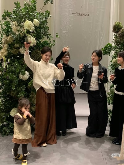 黑標線/D家厚實毛衣外套3