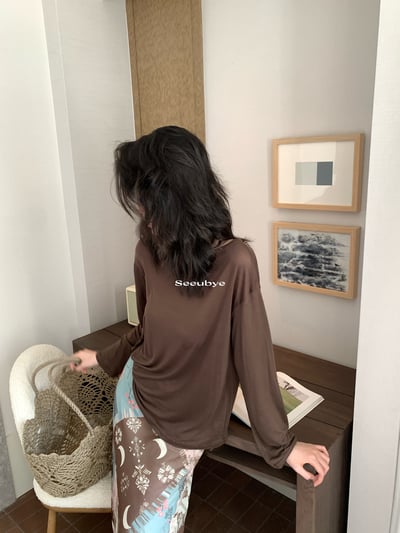 法式重工背後裸空花邊tee5