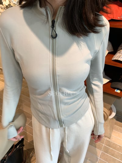 發熱熱熱塑型外套4